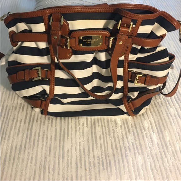 Michael Kors Gansevort crossbody - Picture 1 of 3